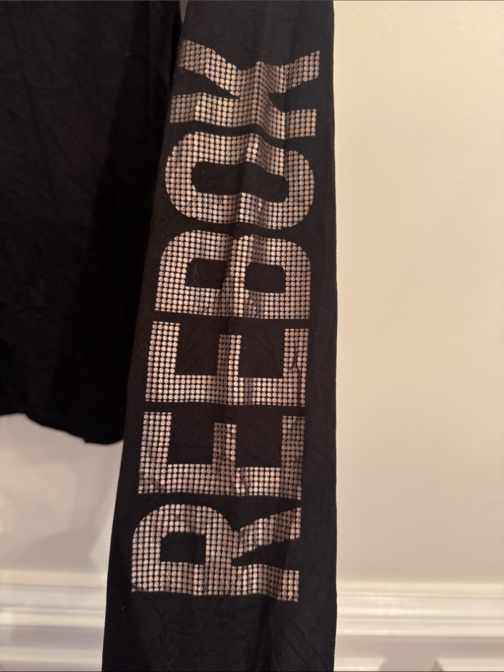 Reebok Black Long-Sleeve Hooded Tee for Women Box 006 - Picture 3 of 5